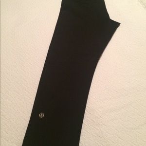 Lululemon Black Capri leggings